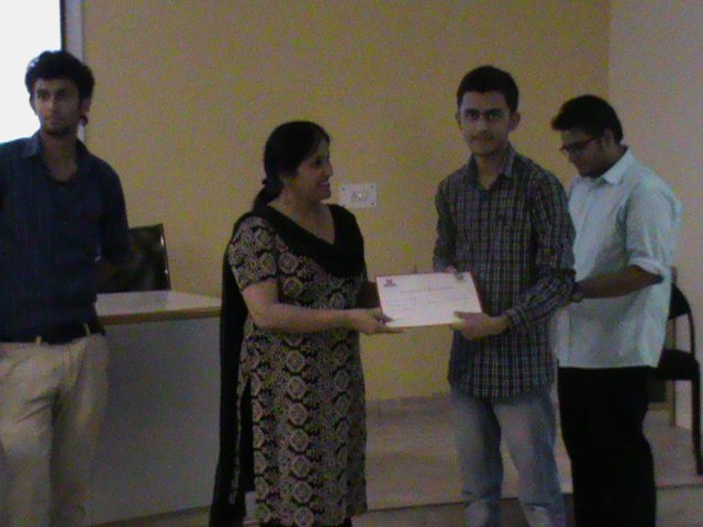 1229878_372359019534478_205738074_n