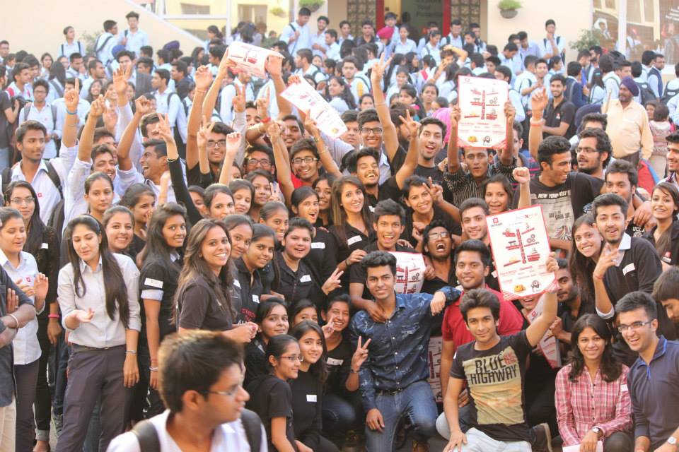 flash_mob_techxplore