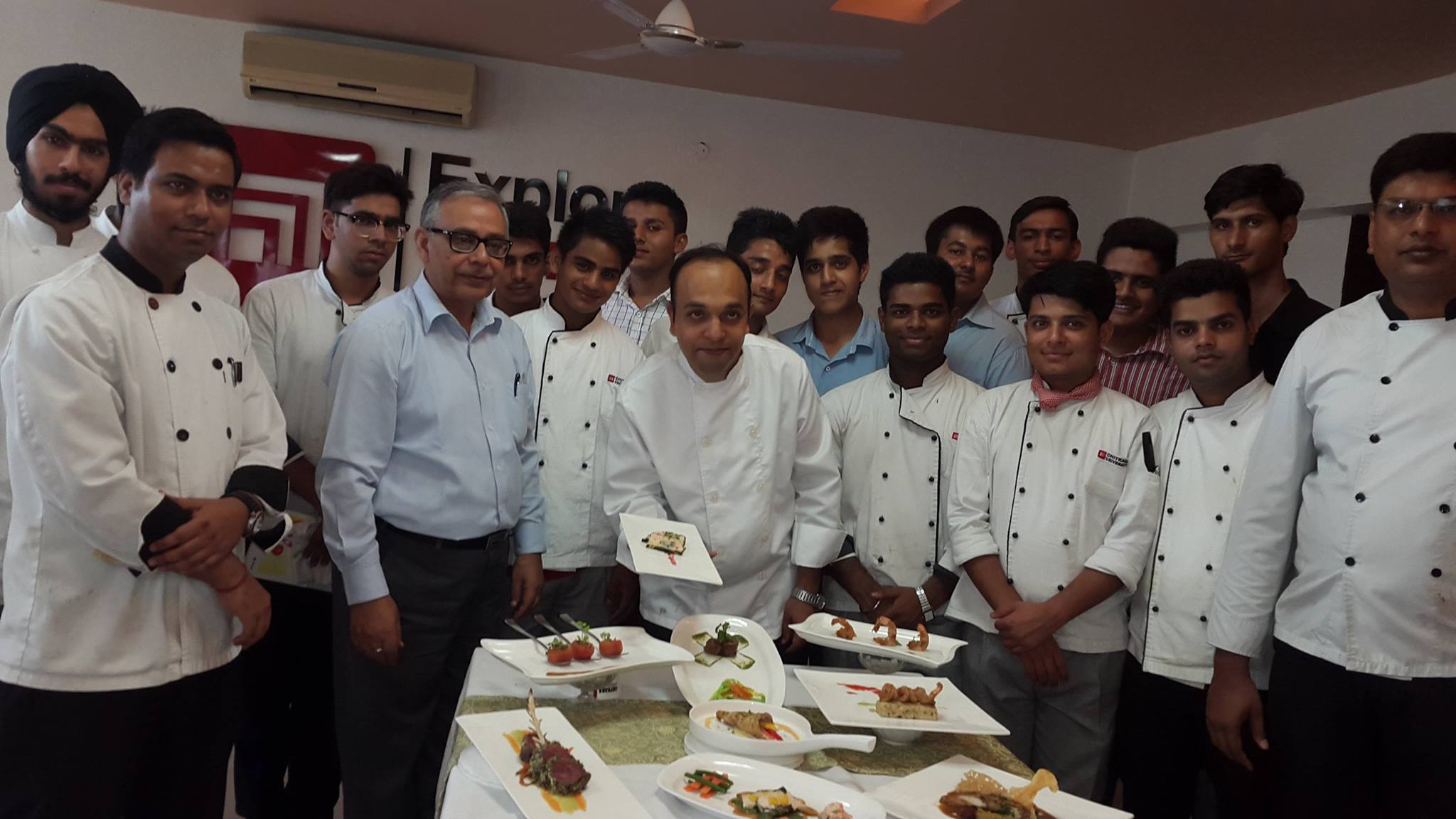 Chef-Club-Chitkara-School-of-‎Hospitality‬