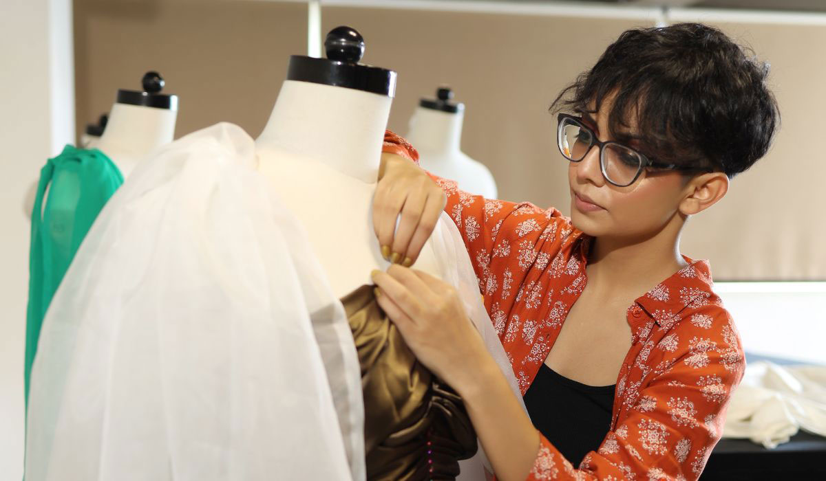 How Technology is Revolutionalising Fashion Designing Course ...
