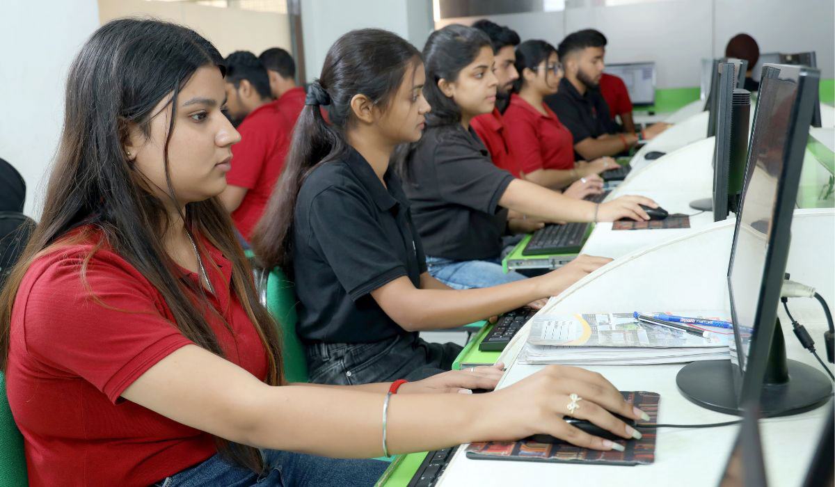 Pursue an MCA Degree - Chitkara University