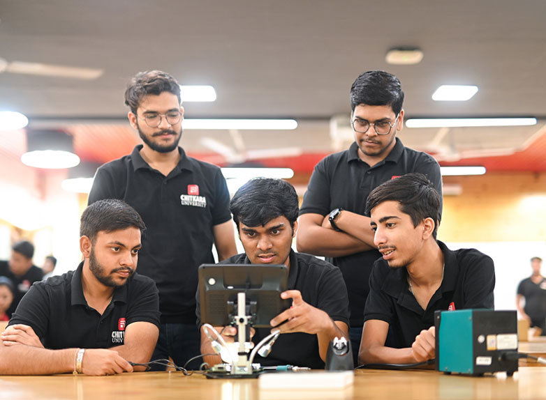 Electronique Design Centre pic Chitkara University